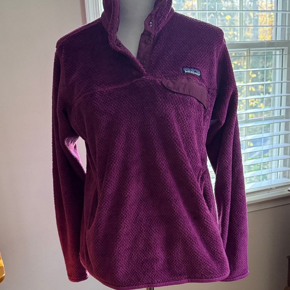 Patagonia Women's Deep Plum Snap-Placket Fleece Pullover